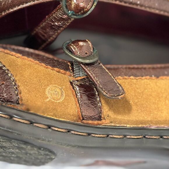 Born Brown Tan Leather Wing Tip Academia Casual Preppy Mary Jane Shoes Size 11 - Picture 9 of 11